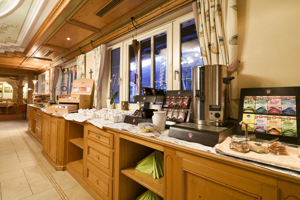 Berg-Spa & Hotel Zamangspitze Санкт Галенкирх Екстериор снимка